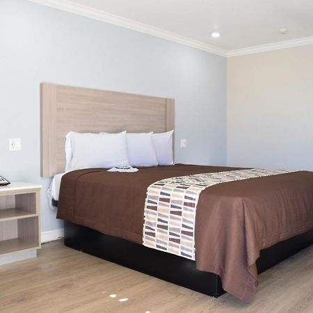 Mojave Inn Викторвил Екстериор снимка