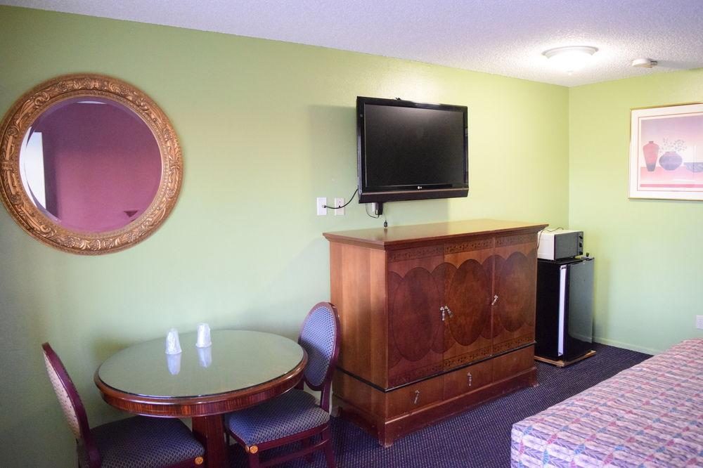 Mojave Inn Викторвил Екстериор снимка
