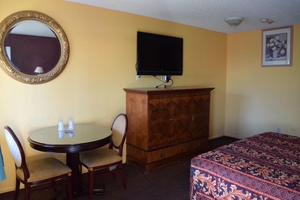 Mojave Inn Викторвил Екстериор снимка